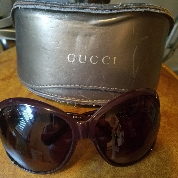 🔥GUCCI SUNGLASSES🔥 - Picture 2 of 5